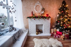 New Uses Buys & Sells Christmas, Halloween, & Party Decorations. Save up to 70% off!